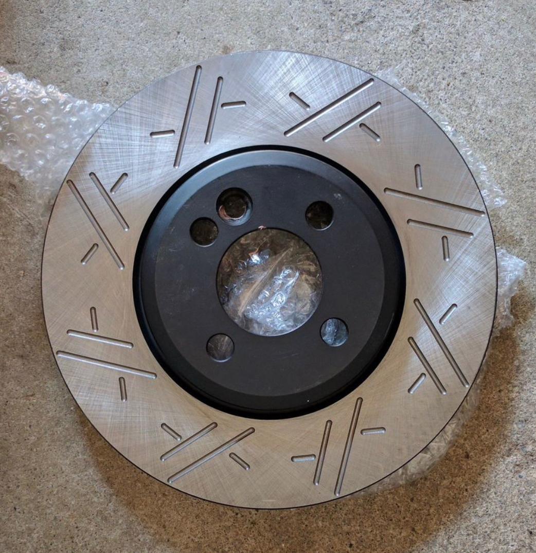 ​ В стоимость входит  очистка / аквабласт   Бонус! - аэрозольная покраска